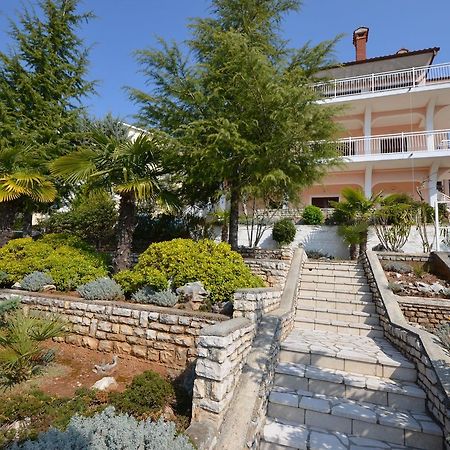 Apartments Slavica Rabac Eksteriør billede