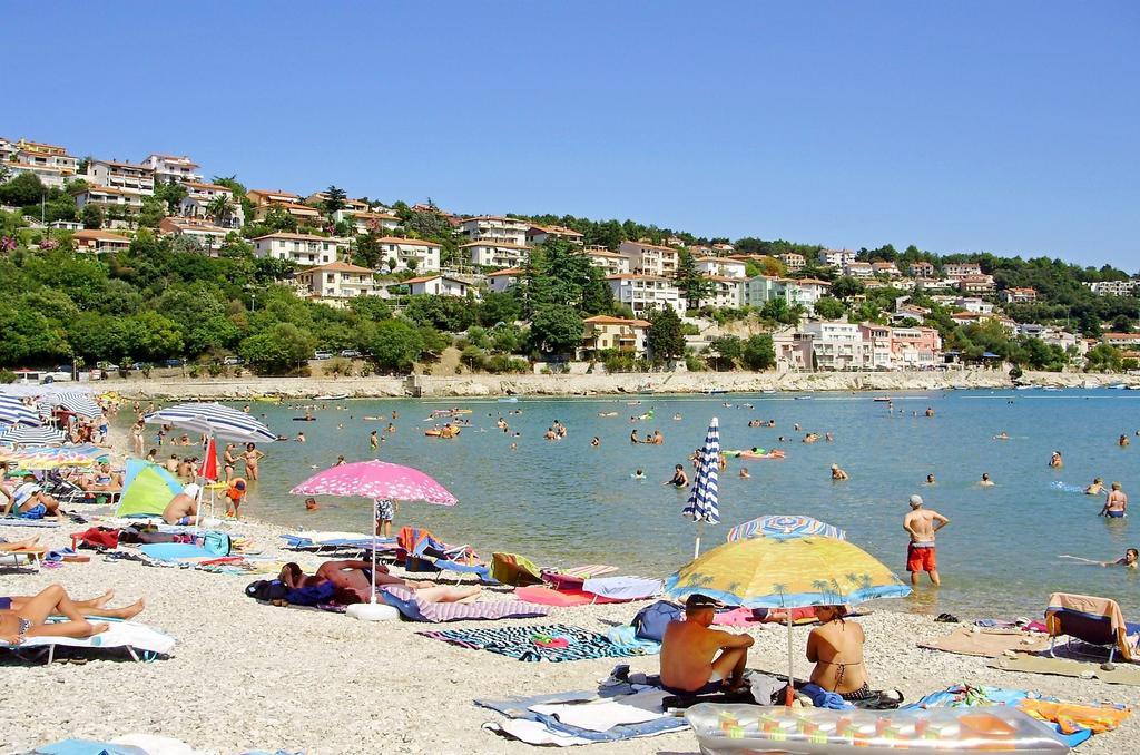 Apartments Slavica Rabac Eksteriør billede