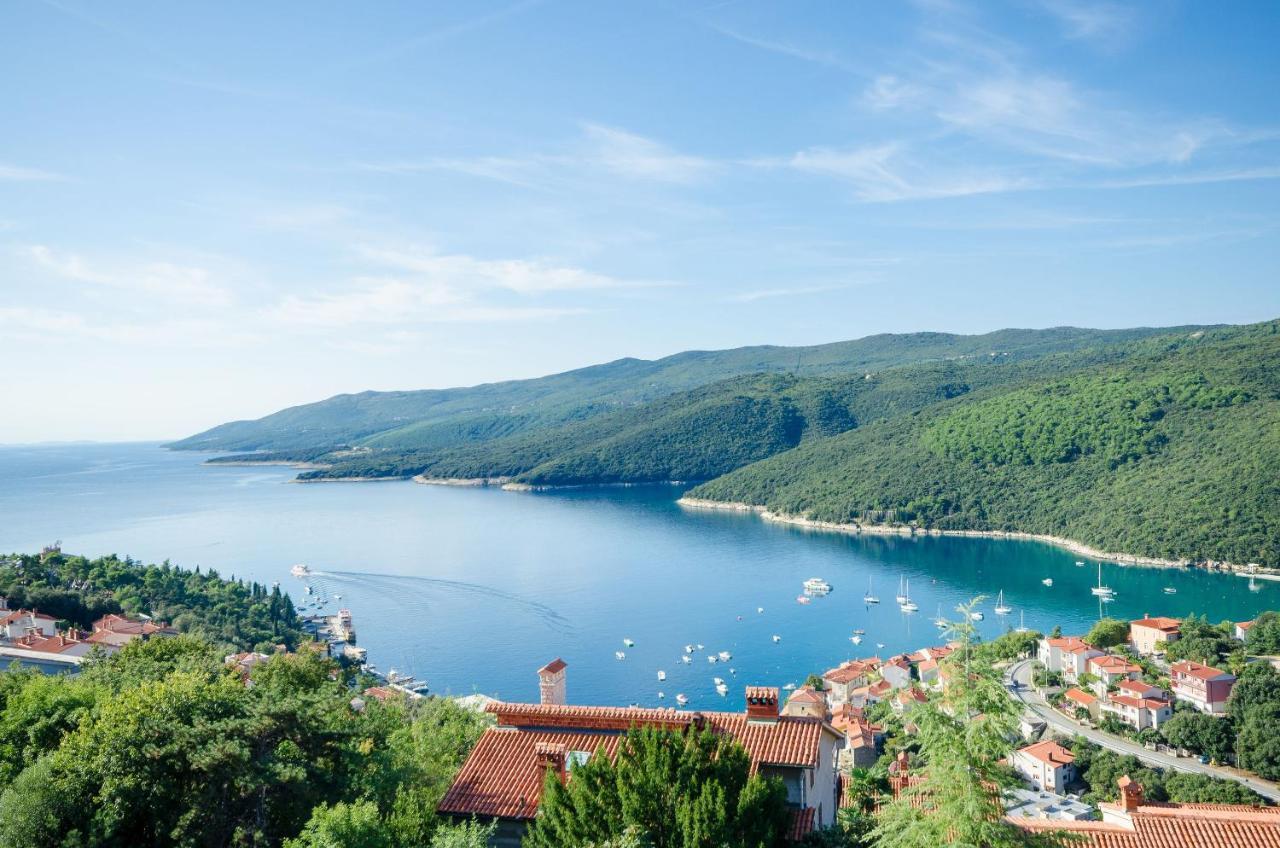 Apartments Slavica Rabac Eksteriør billede