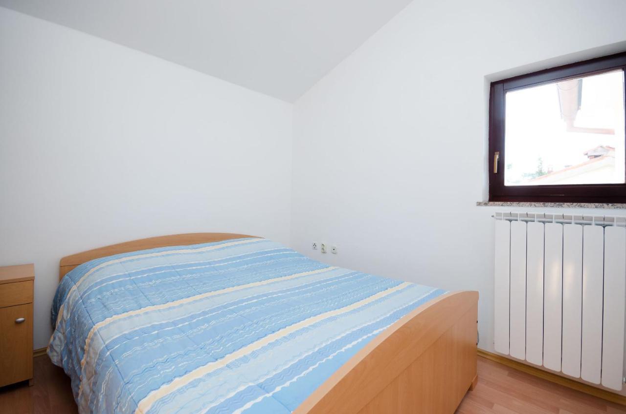 Apartments Slavica Rabac Eksteriør billede
