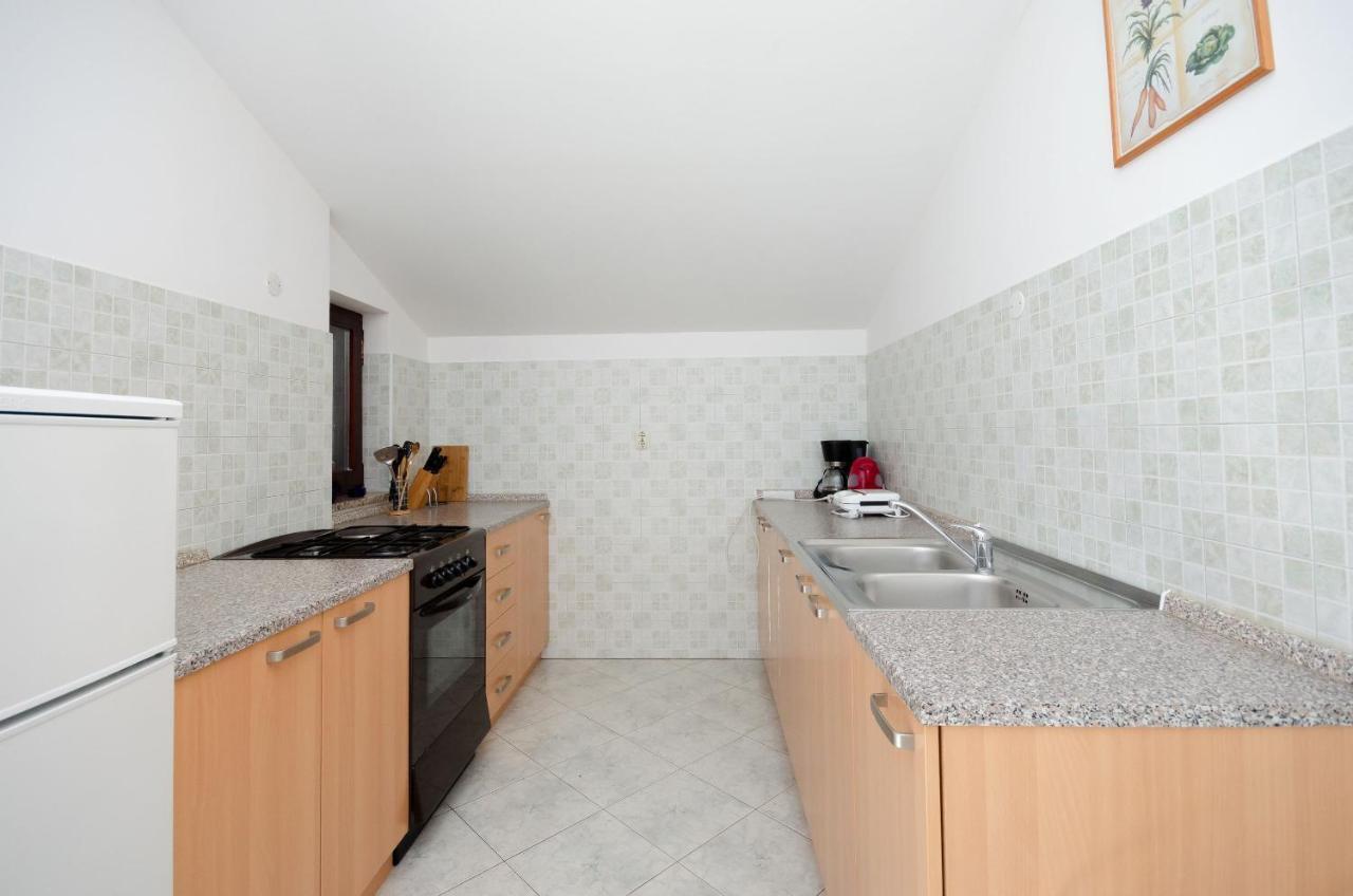 Apartments Slavica Rabac Eksteriør billede