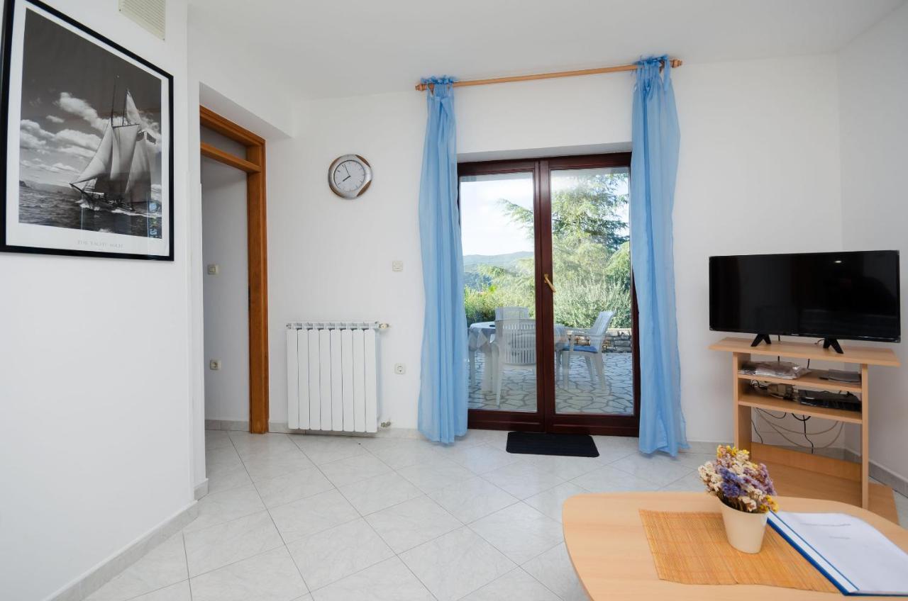 Apartments Slavica Rabac Eksteriør billede